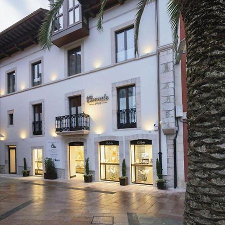 Apartamentos Centro Llanes Dış mekan fotoğraf